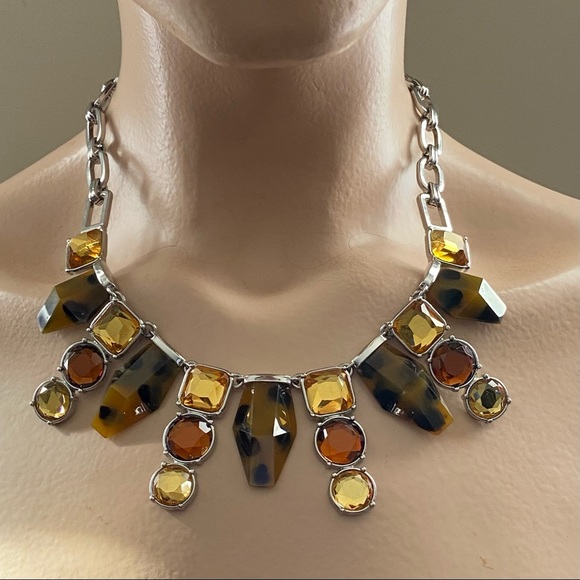 Lia Sophia women animal print amber colour cut crystal, signed necklace. Used. - Picture 2 of 12